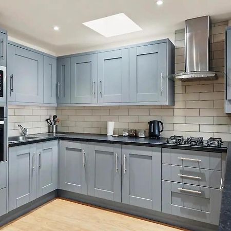 Elegant Flat - Sleeps 8 Apartman Bristol Kültér fotó