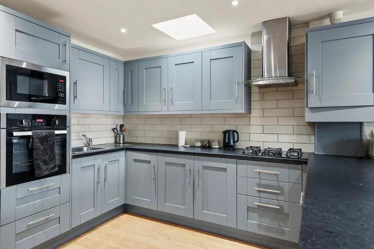 Elegant Flat - Sleeps 8 Apartman Bristol Kültér fotó